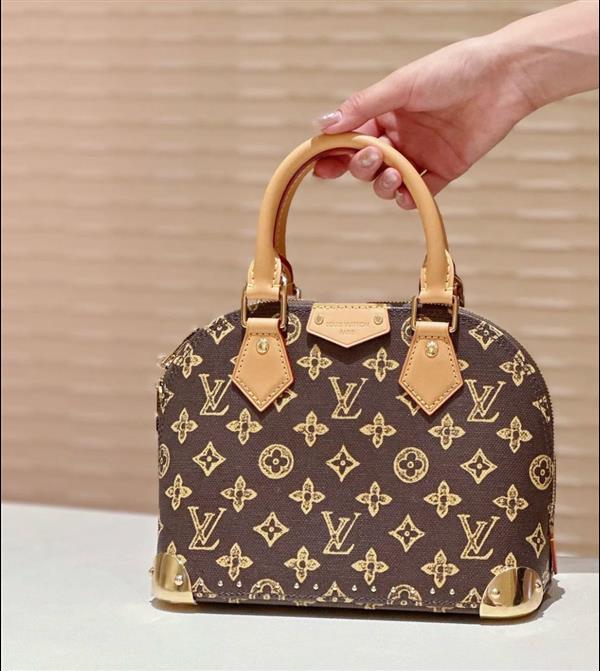 2026120163946929 130